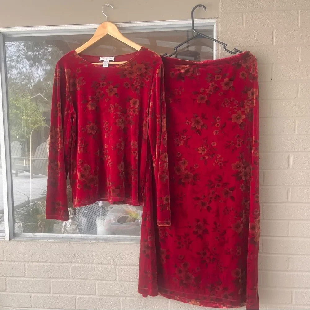 Judith Hart 2 Piece Set Embossed Velvet Skirt Top XL Red Asian Floral Print